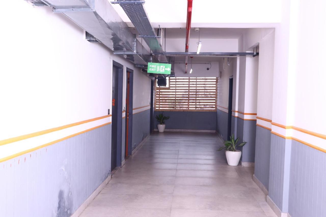 Virohaa Garden Hotel 가지아바드 외부 사진