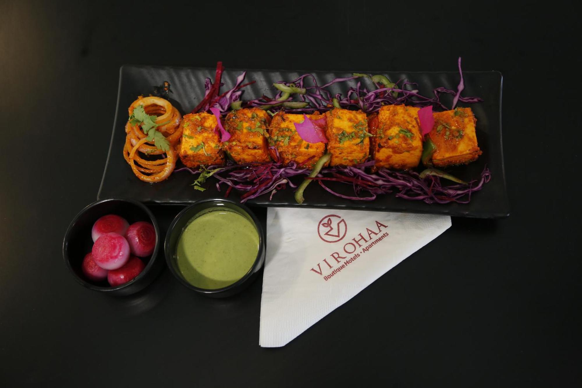 Virohaa Garden Hotel 가지아바드 외부 사진