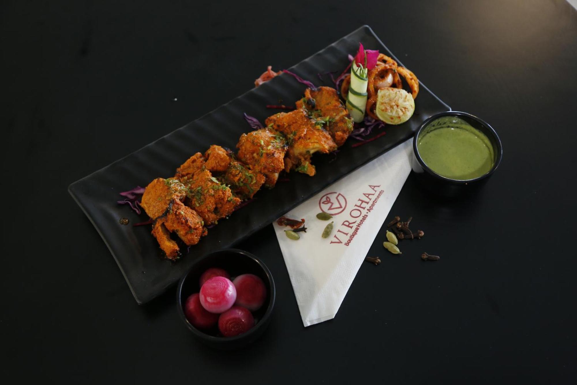 Virohaa Garden Hotel 가지아바드 외부 사진